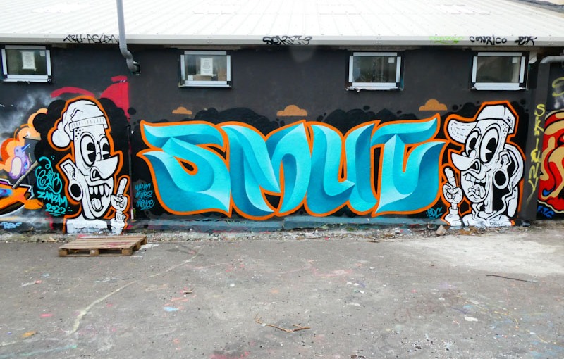 Chill and Smut, Dean Lane, Bristol, April 2022
